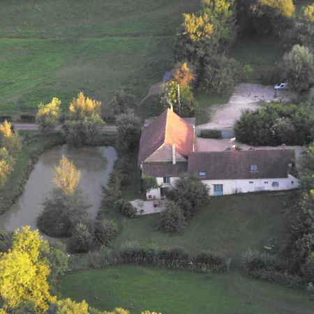 Domaine De Varenne Bed & Breakfast Saint-Amand-en-Puisaye Dış mekan fotoğraf