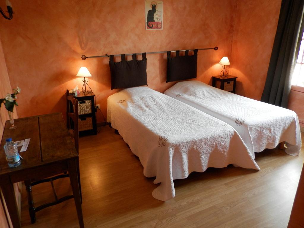 Domaine De Varenne Bed & Breakfast Saint-Amand-en-Puisaye Dış mekan fotoğraf