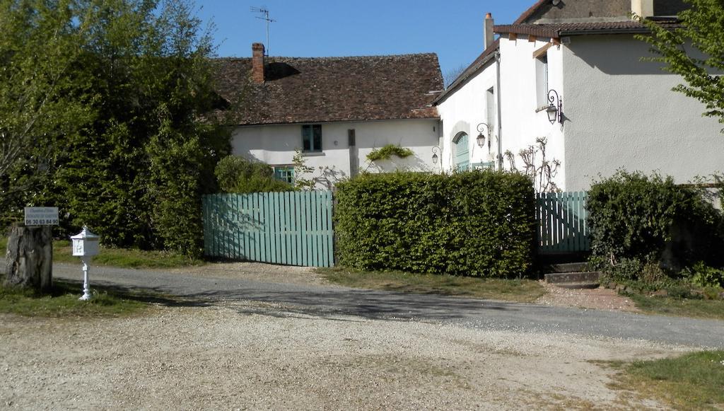 Domaine De Varenne Bed & Breakfast Saint-Amand-en-Puisaye Dış mekan fotoğraf